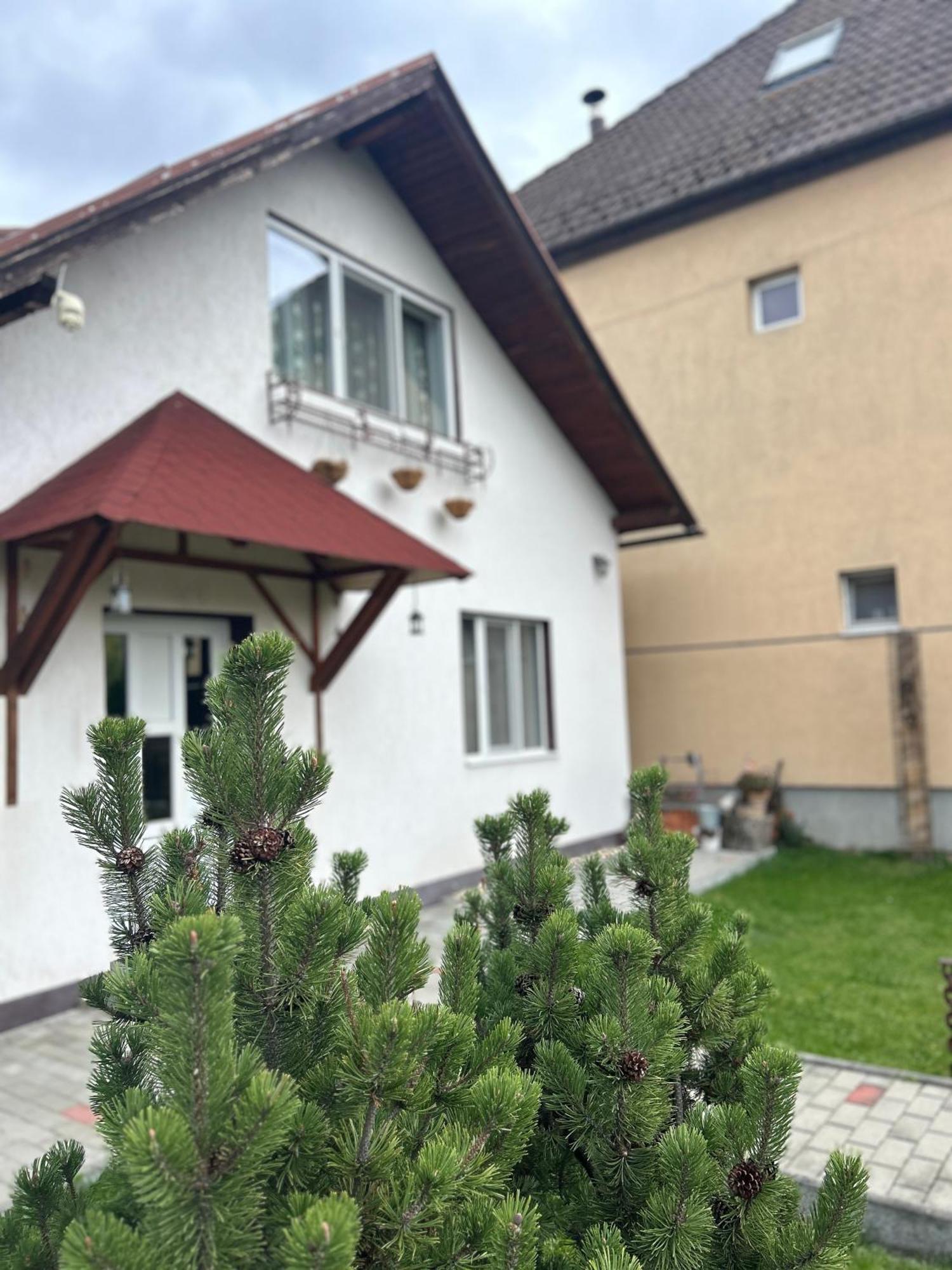 Like Home Rîşnov Εξωτερικό φωτογραφία